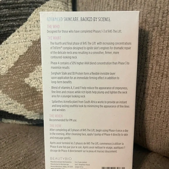 R45 The Lift Phase 4 Neck Treatment - Picture 2 of 3